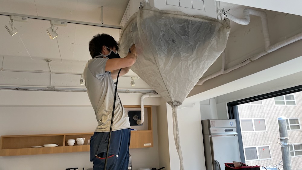 天カセ洗浄中